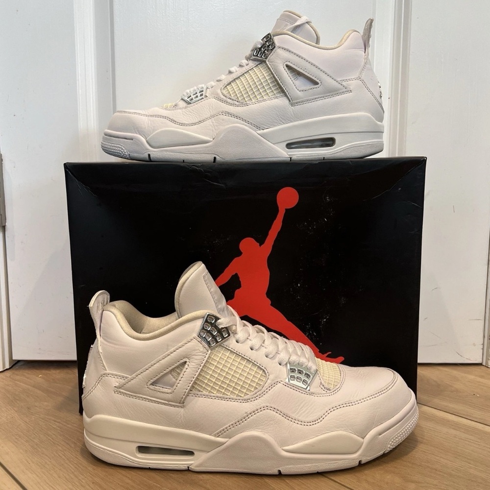 Air Jordan 4 Retro Pure Money